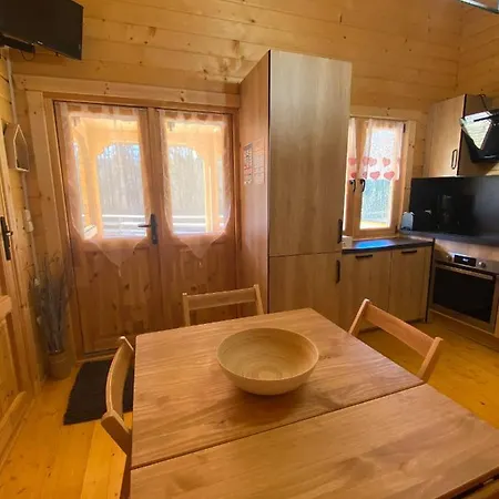 Les Du Marais Деревянный коттедж