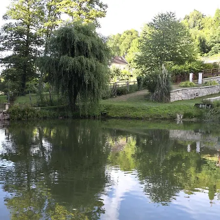 Lodge Les Du Marais *