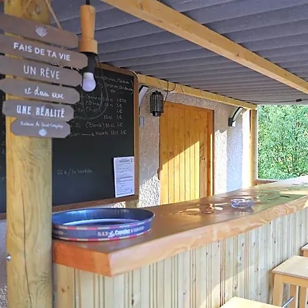 Les Du Marais Chata Saint-Pierre-Aigle